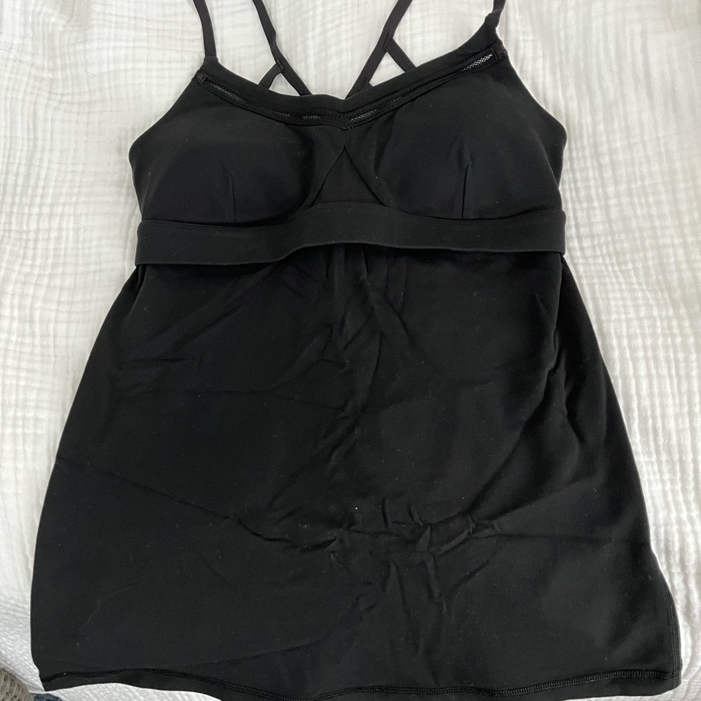 Lululemon strappy black tank top size 6